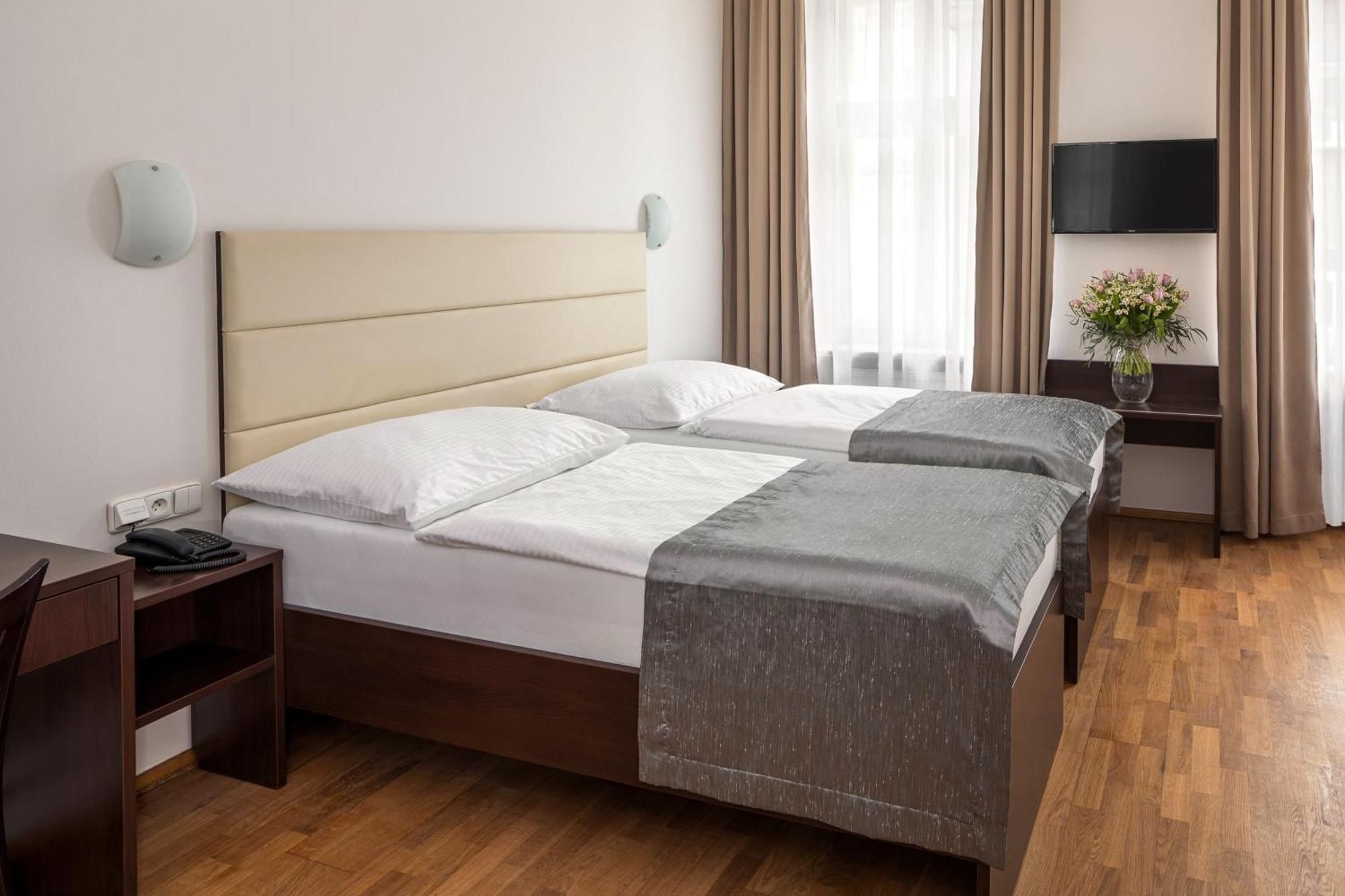 Hotel Unique Прага Екстер'єр фото