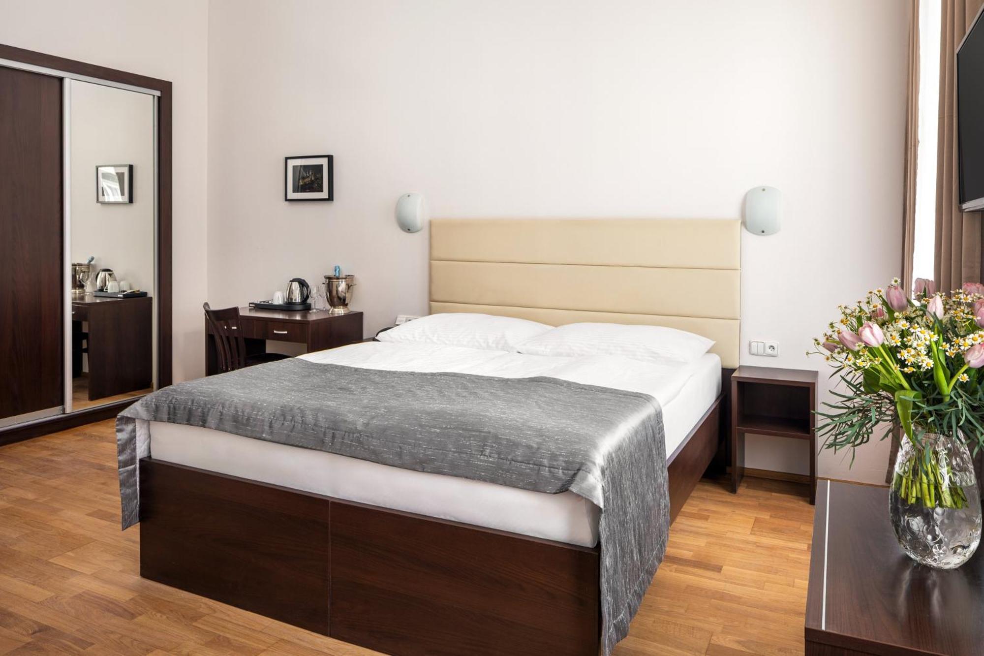 Hotel Unique Прага Екстер'єр фото