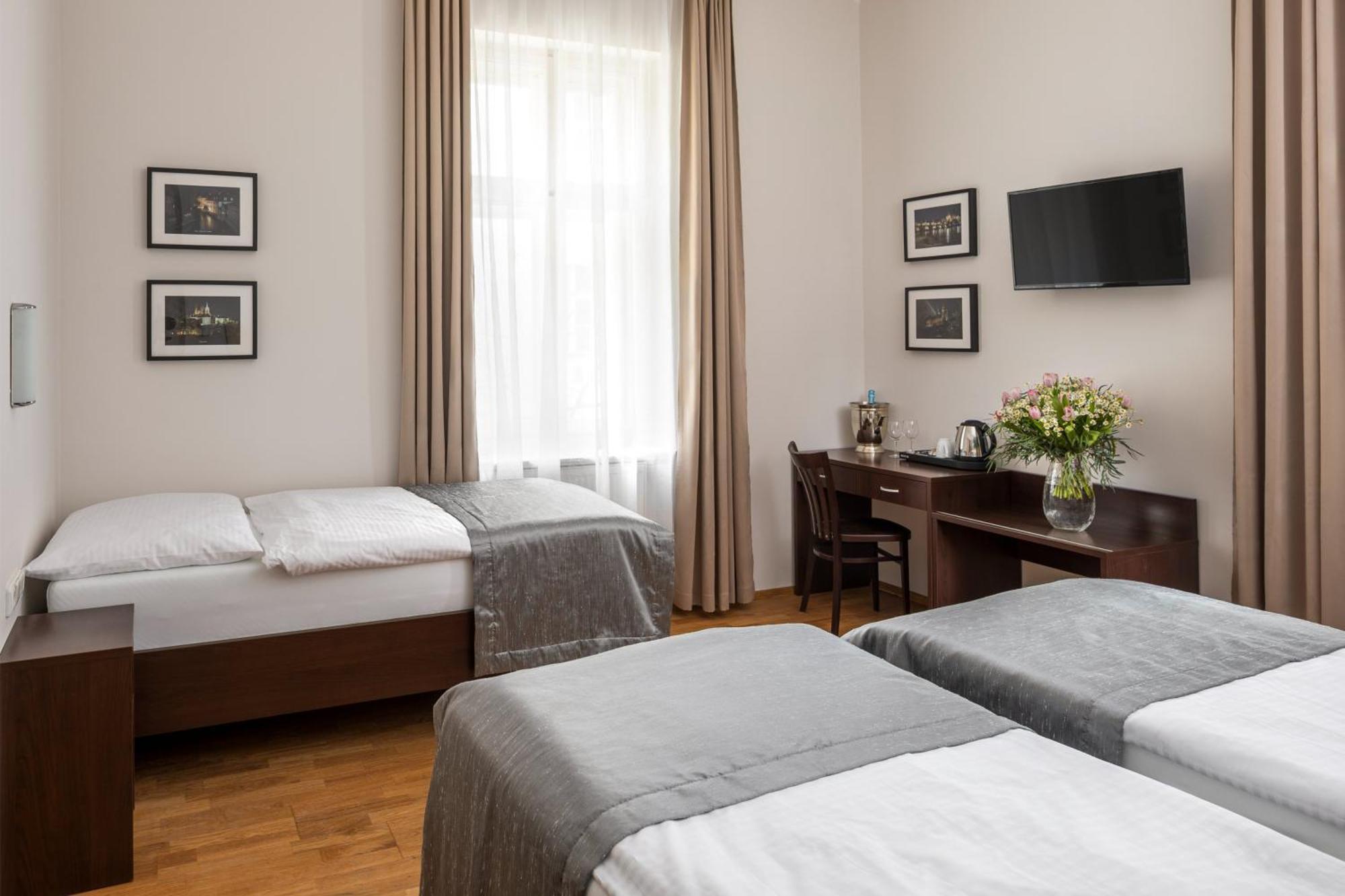Hotel Unique Прага Екстер'єр фото